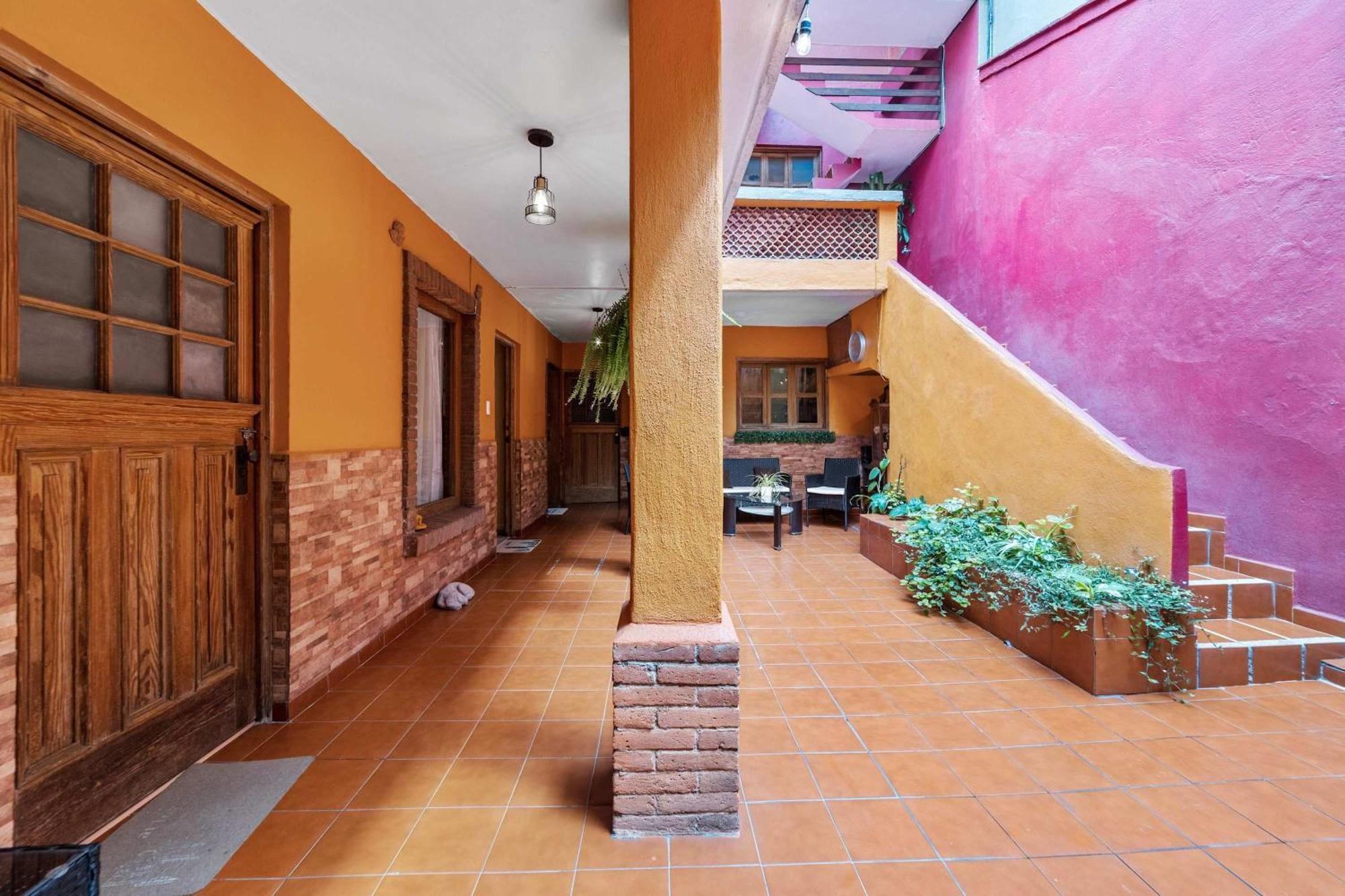 Charming 2-Bedroom Retreat In Lomas De Bezares Cidade do México Exterior foto